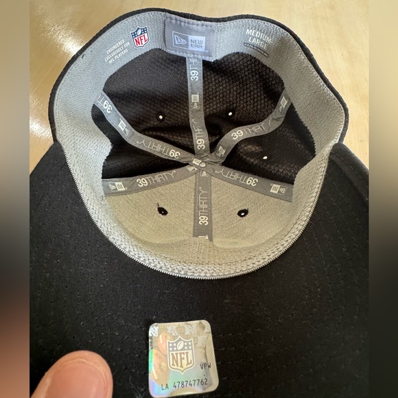 NFL New Era Fitted Steelers Hat - Picture 6 of 7